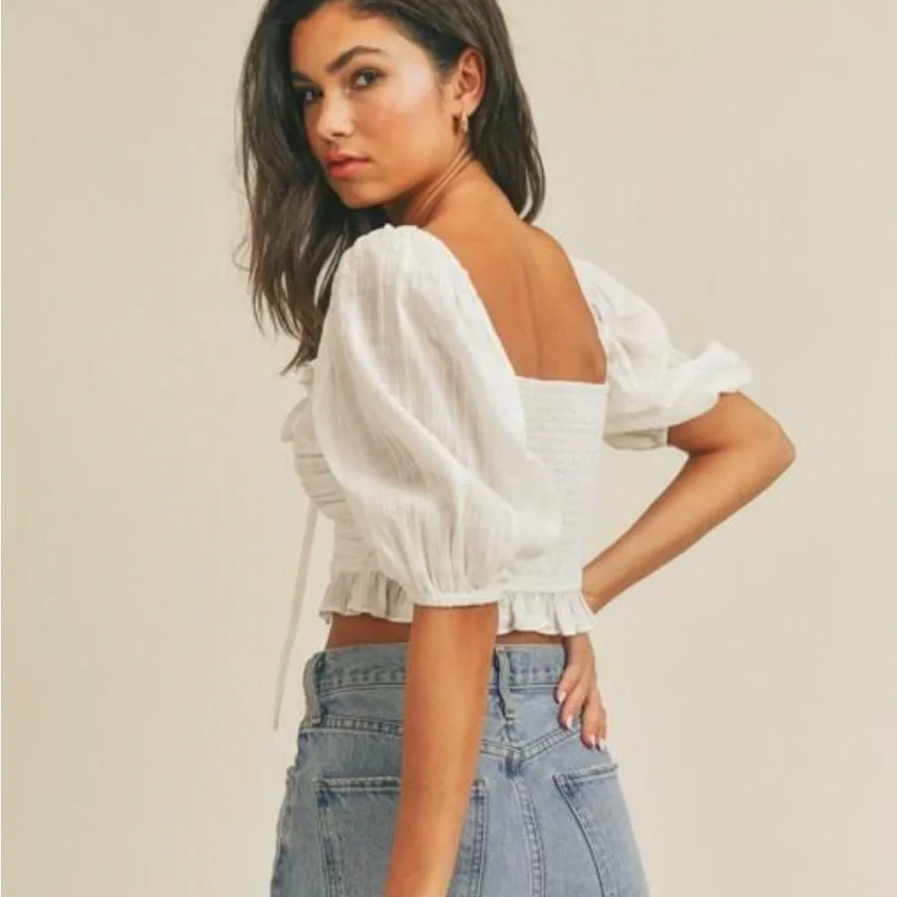 Lush White Puff Sleeve Crop Top - Picture 2 of 12